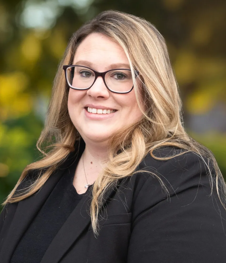 Megan Bent headshot