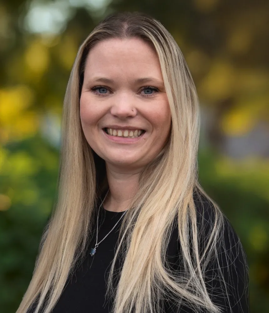 Sarah Stevens headshot