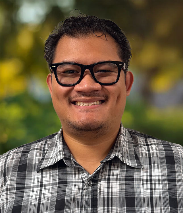 Nathan Phommavong headshot